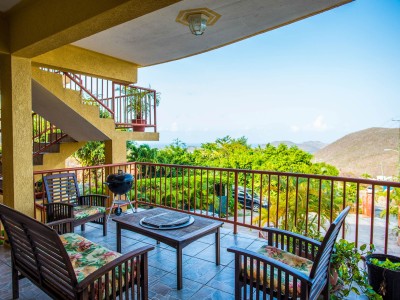 viw-of-patio-on-from-Deluxe-scaled-1